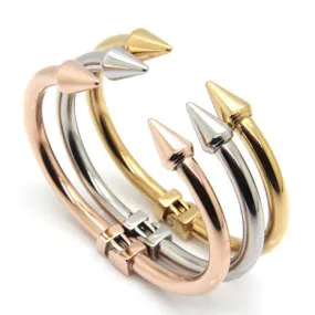 18K Arrow Bangle