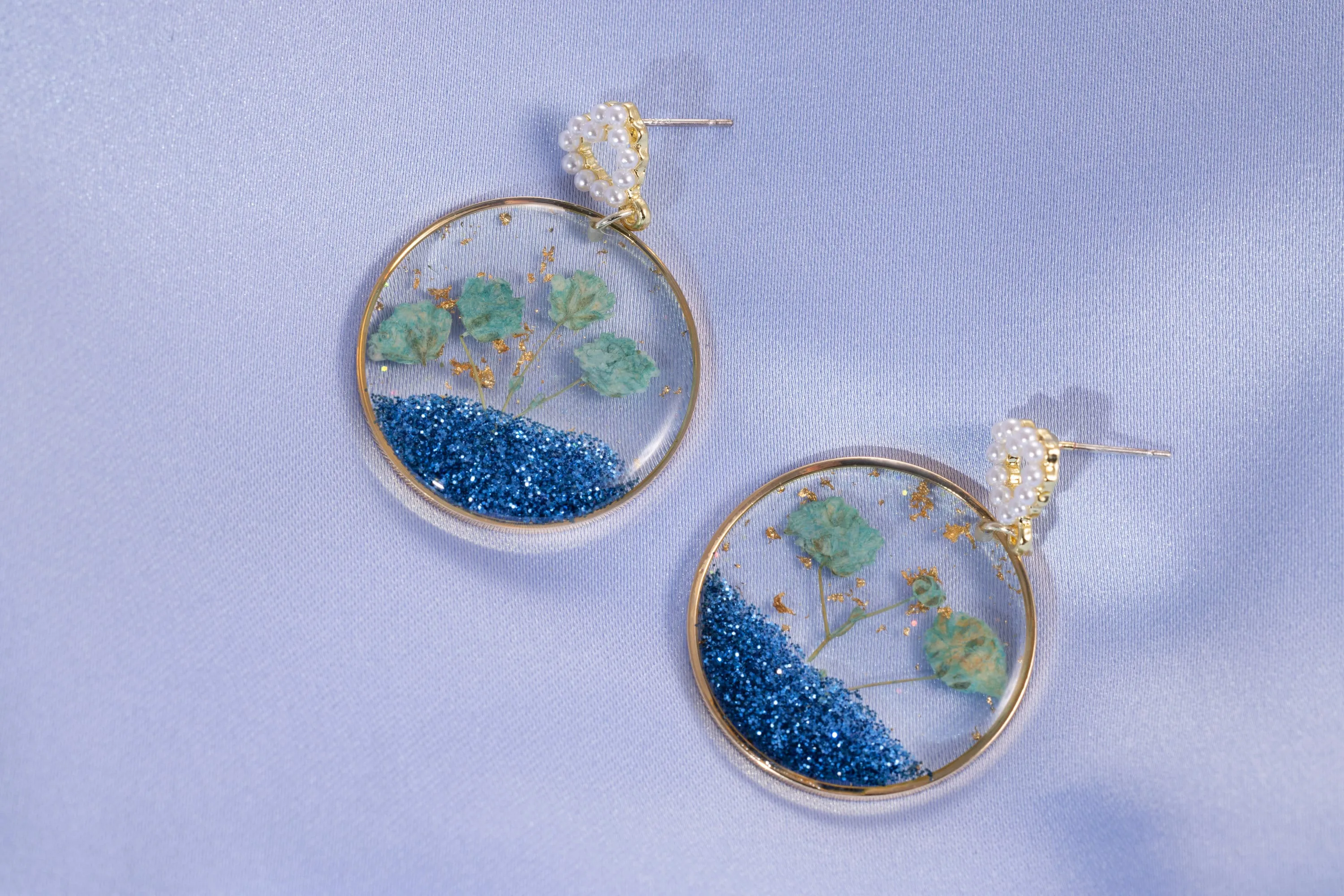 Clear Discs with Dried Flowers Earrings