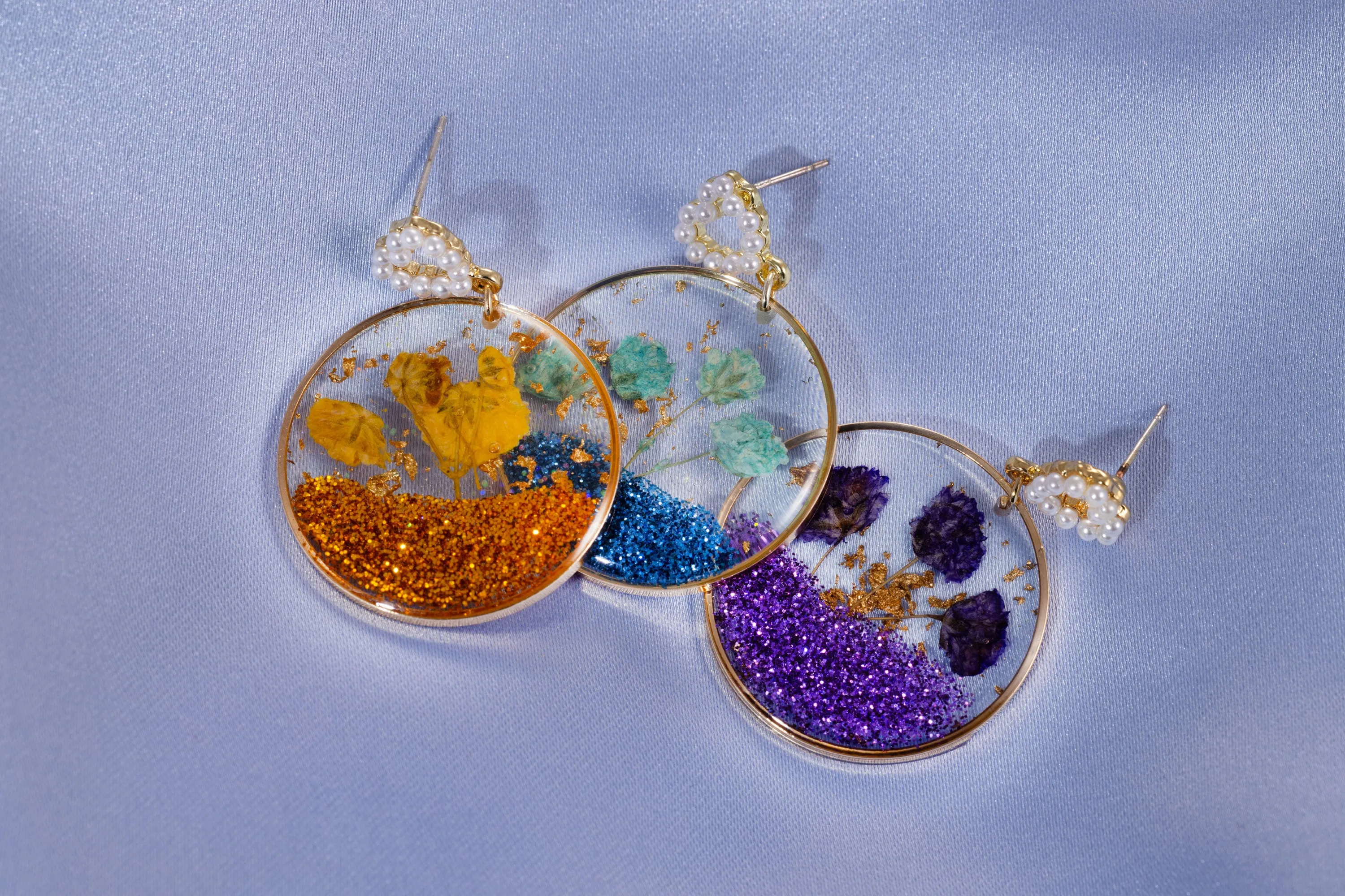Clear Discs with Dried Flowers Earrings
