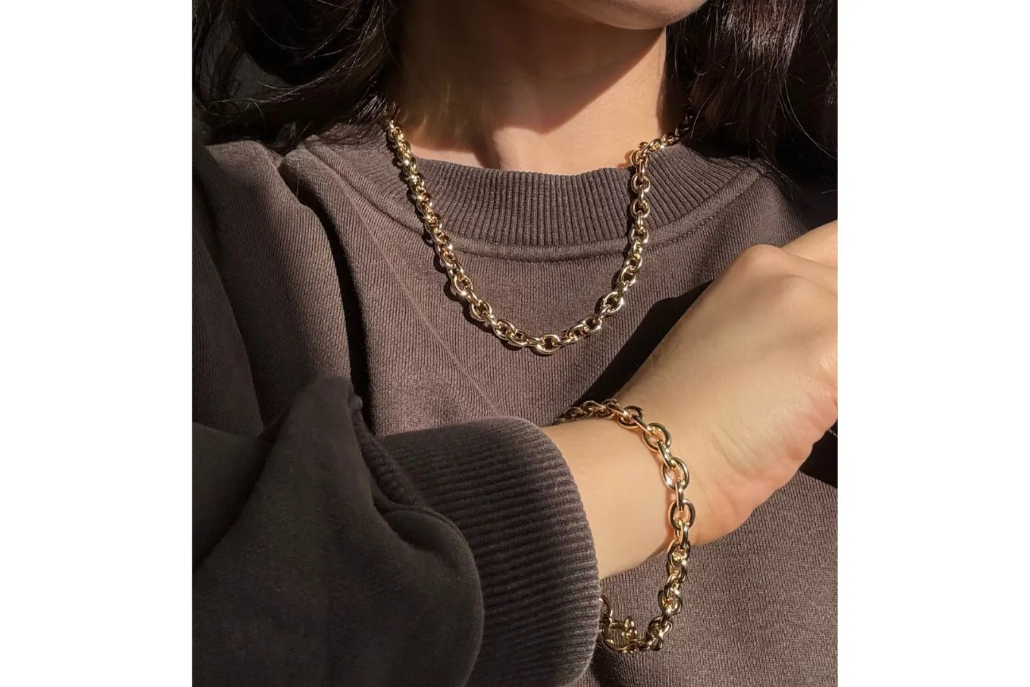 Crisar Chunky Gold Chain Necklace