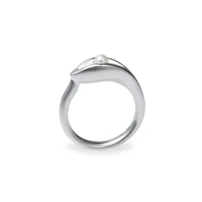 Daniel Bentley Grevillea Ring with Pearl