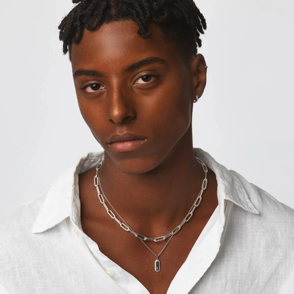 Diamond Bar Necklace in Silver