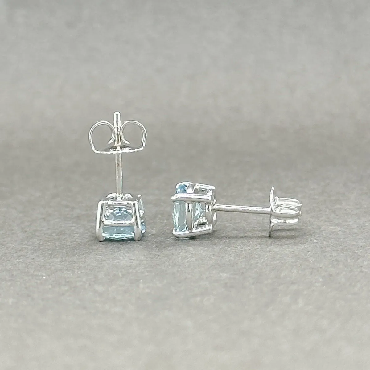 Estate 14K W Gold 1.24ctw Aquamarine Stud Earrings