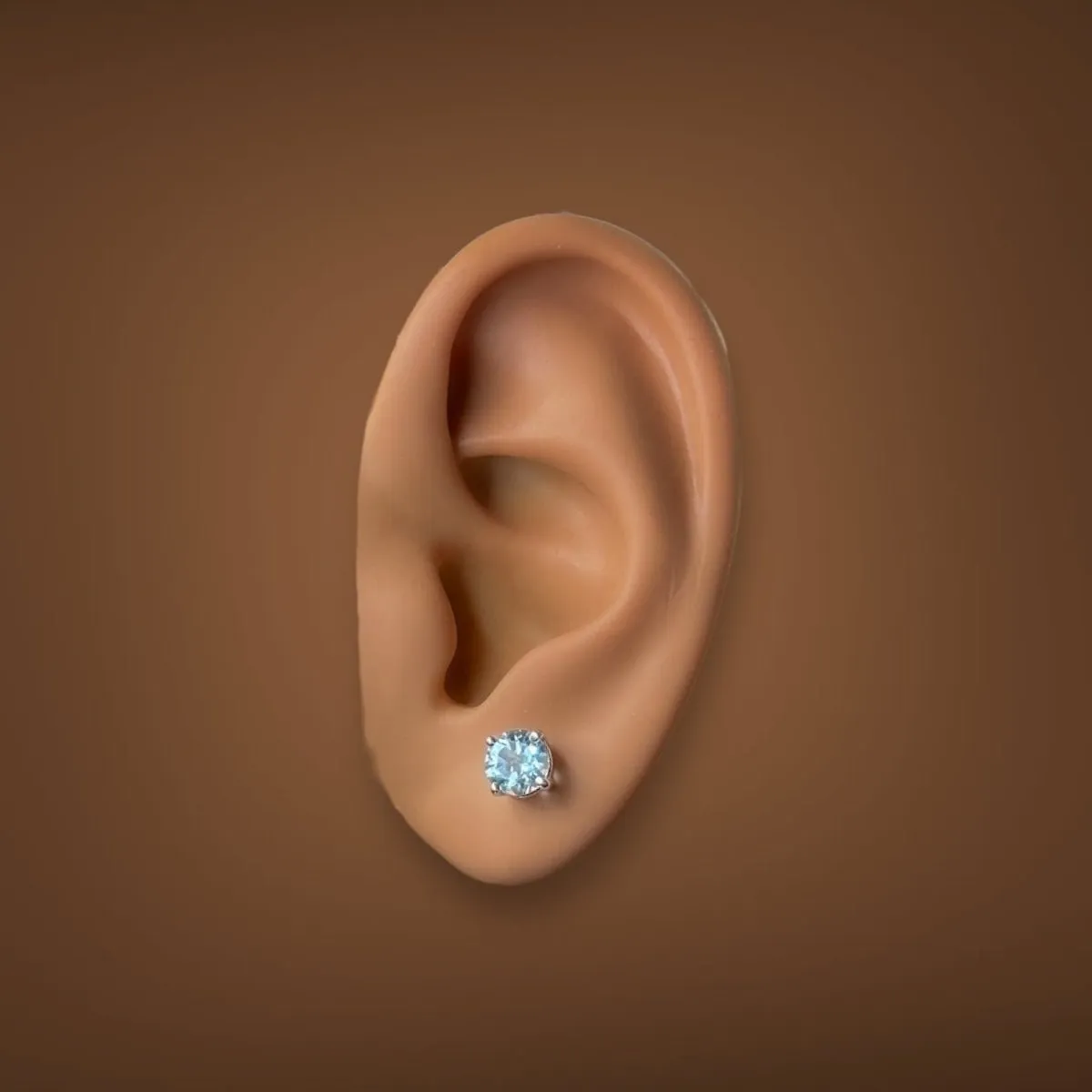 Estate 14K W Gold 1.24ctw Aquamarine Stud Earrings