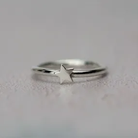 Lunar Silver Star Ring - 2mm