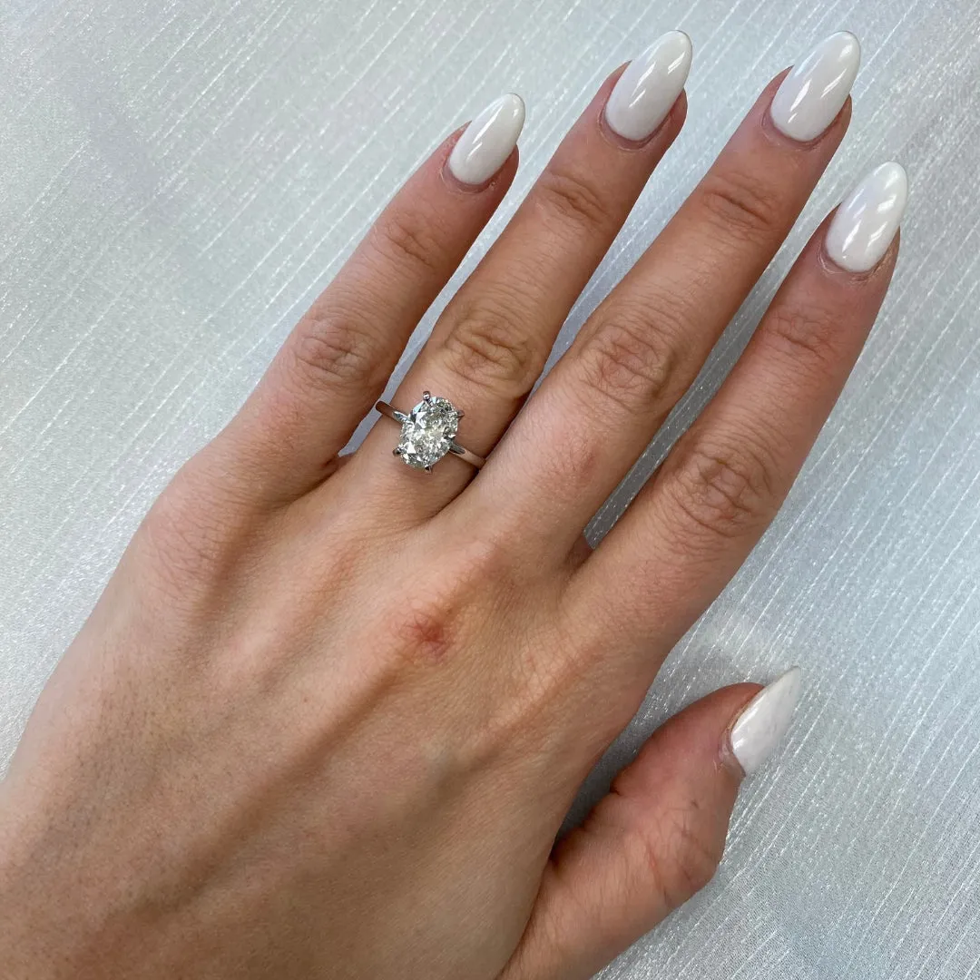 Oval Diamond Solitaire Engagement Rings