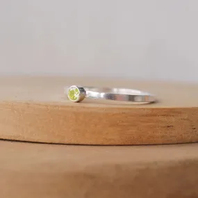 Peridot Silver Ring - 3mm Cubic Zirconia Gemstone