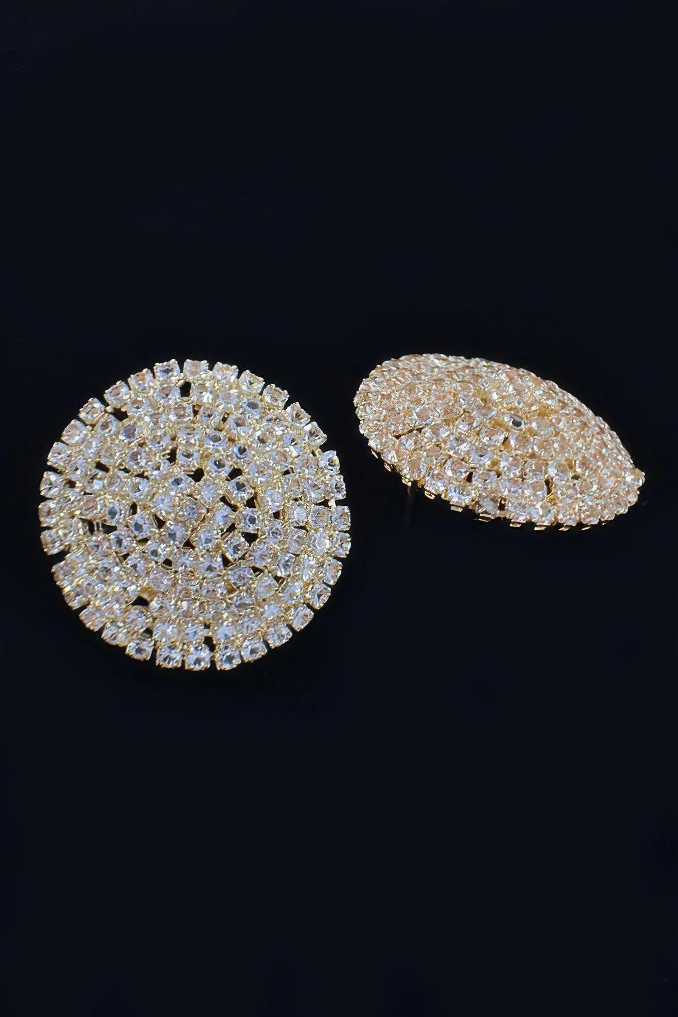 Round Shape Rhinestone Stud Earrings
