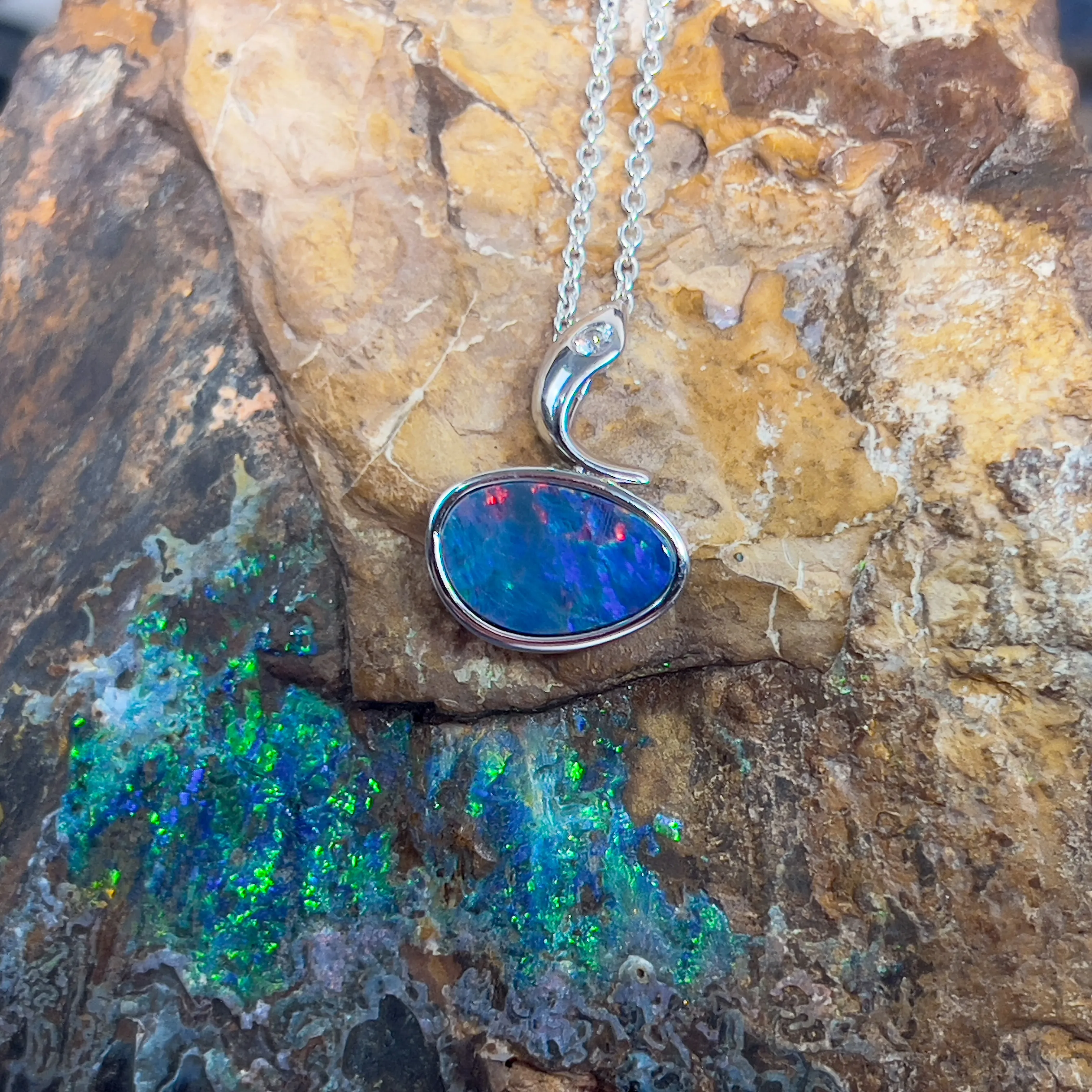 Sterling Silver Opal doublet 19.1x13.4mm pendant