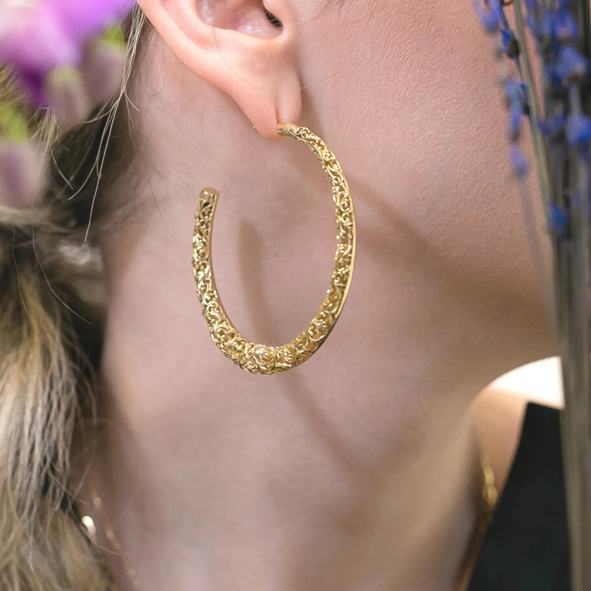 The Ara Hoop Earrings