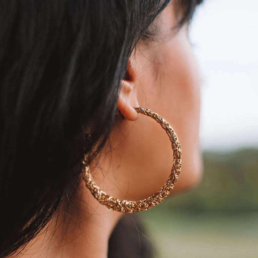 The Ara Hoop Earrings